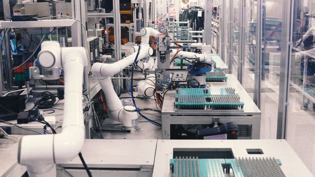 數(shù)字中國(guó)進(jìn)行時(shí)丨這個(gè)智能車間,為世界車企巨頭生產(chǎn)零部件